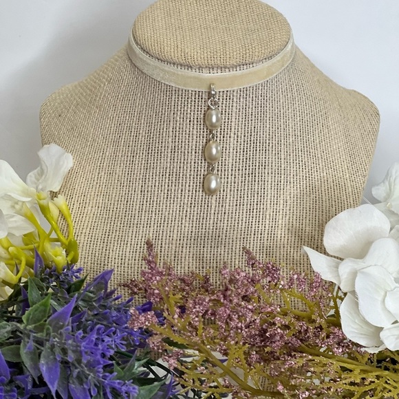 Choker necklace pearls white velvet necklace drop pendant pearl necklace cream - Picture 6 of 11